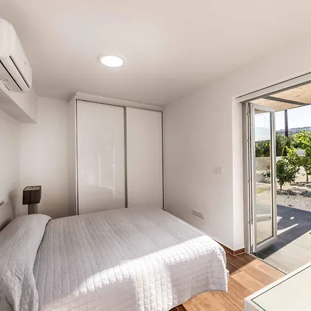 וילה Anastasia Maria