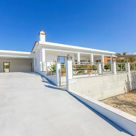 וילה Anastasia Maria *