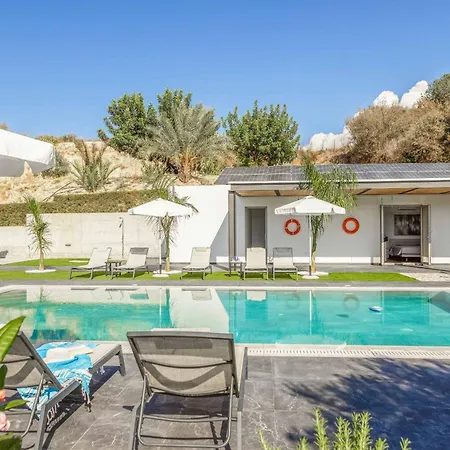 וילה Anastasia Maria Polis