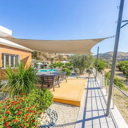 וילה Anastasia Maria