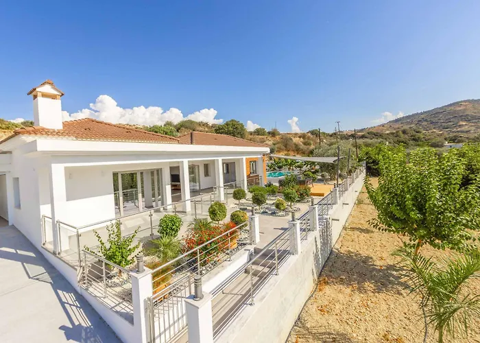 Anastasia Maria ヴィラ *