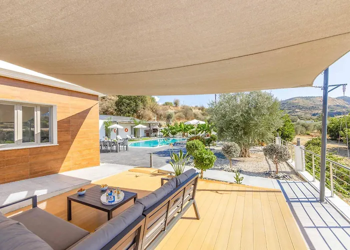 Anastasia Maria * Polis